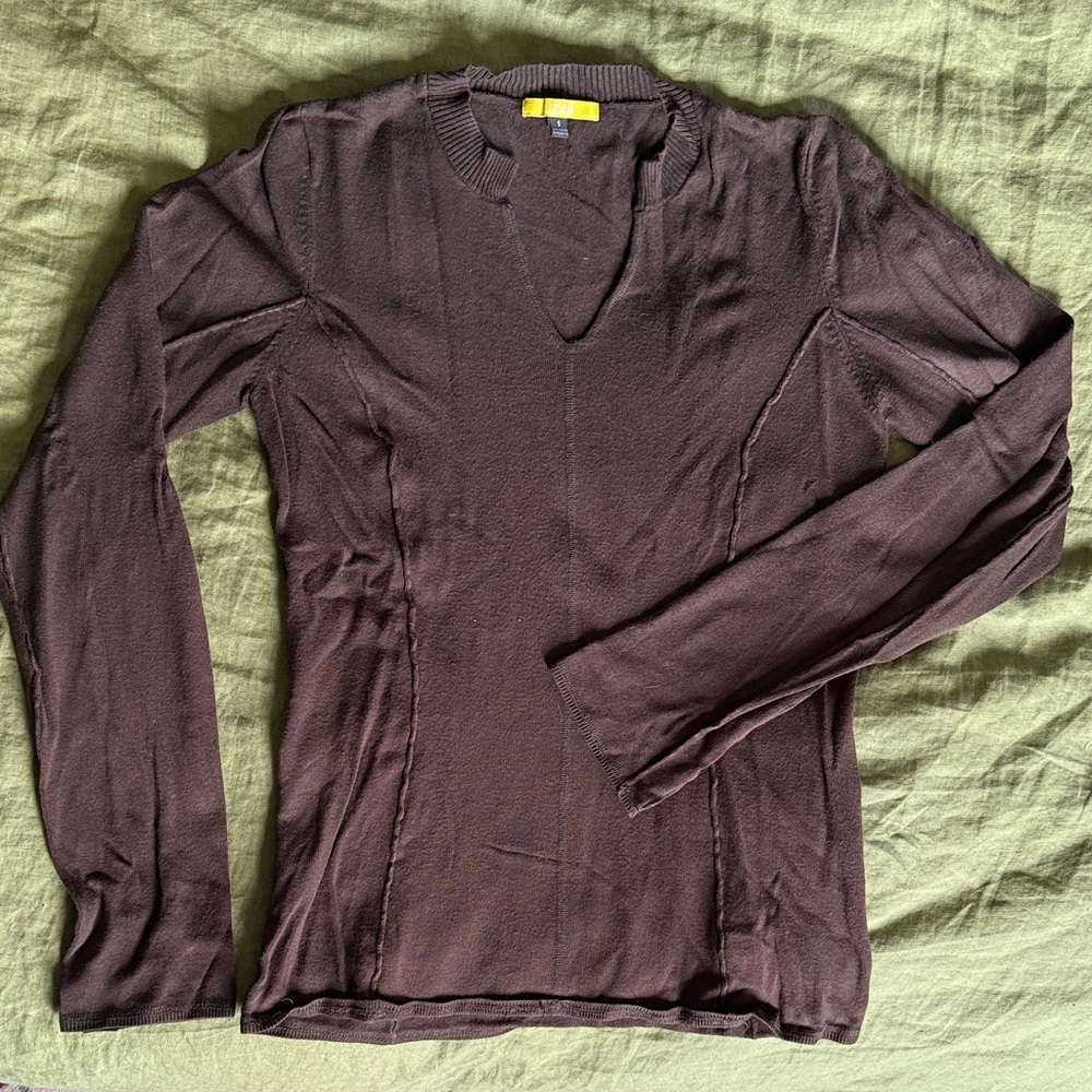 Lole Women's V-Neck stretchy pullover Sweater size Small